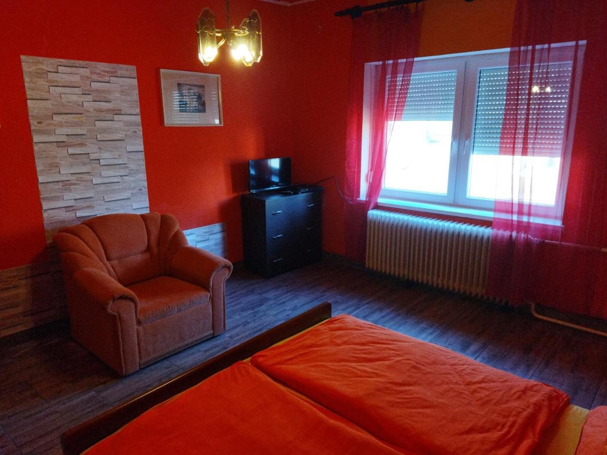 Szakal Vendeghaz Hotel Aggtelek Eksteriør billede